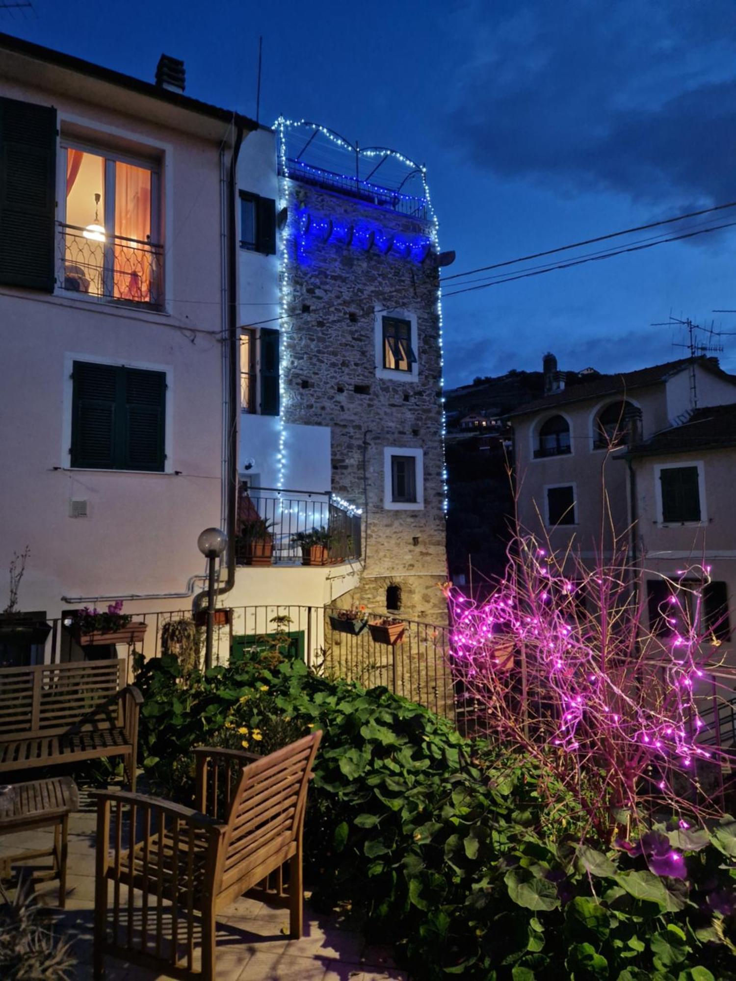 Apartament La Torretta Di Piero Con Terrazzi E Parcheggio Privato Citra Zero Zero Ottanta 31Lst0282 Imperia Zewnętrze zdjęcie